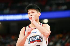 足球直播-效率太低！林葳25中8&amp;三分10中1拿到19分1板3助2断 4失误